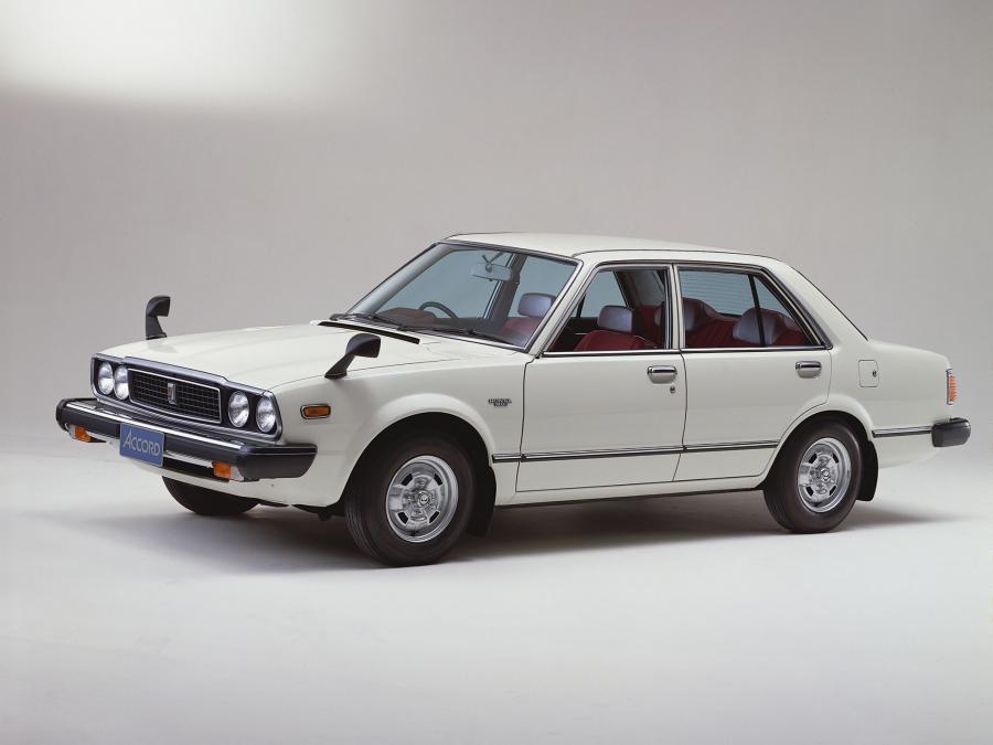  Honda Accord Saloon 1977 года  (фото 9 из 21)